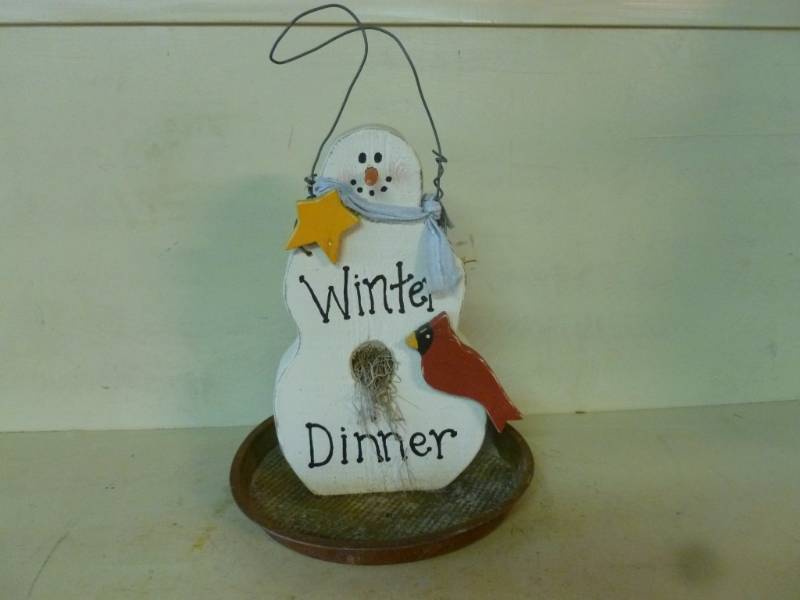 lot 49 image: Bird Feeder