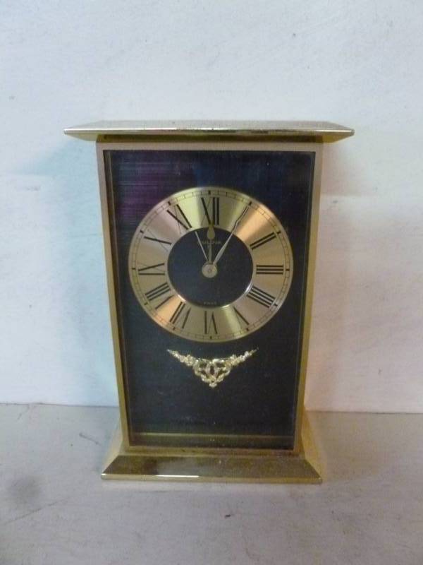 lot 52 image: Clock