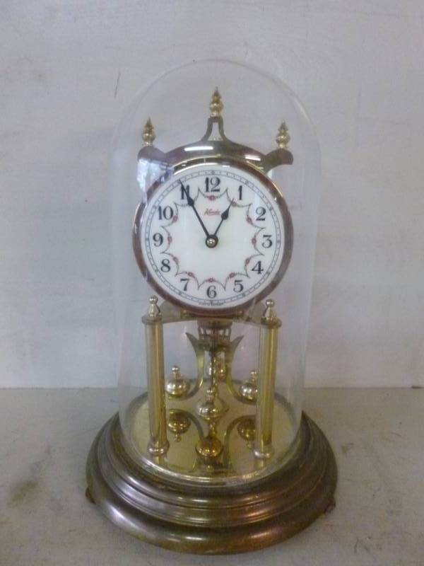 lot 58 image: Anniversary Clock