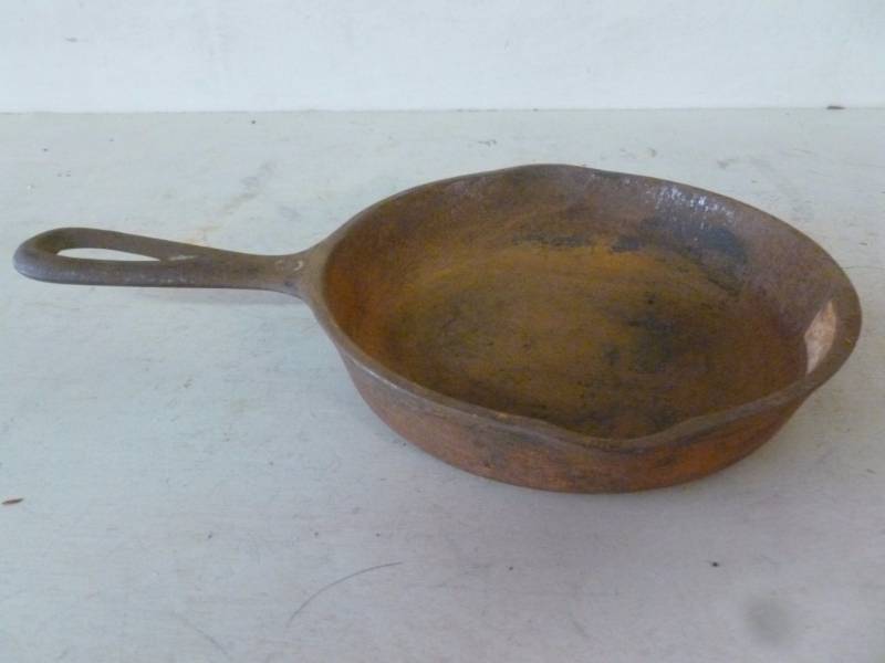 lot 88 image: Cast Iron Pan
