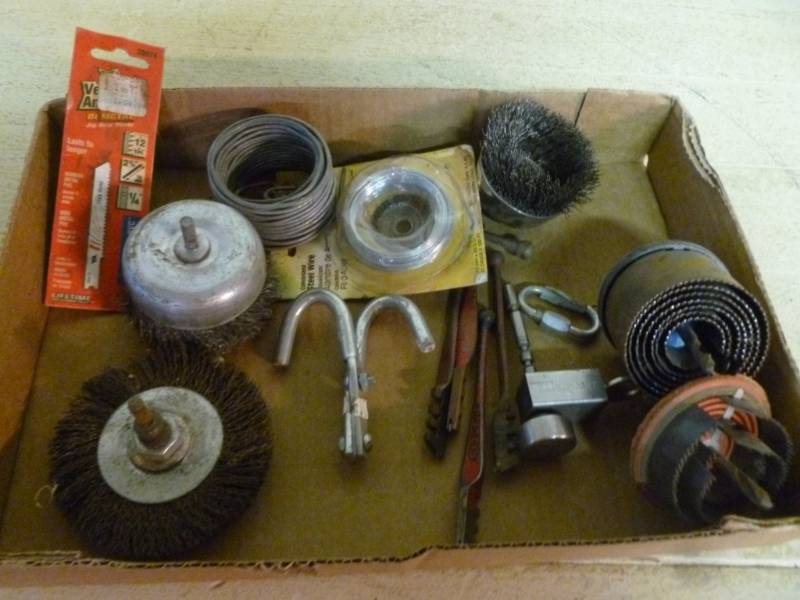 lot 219 image: Tools