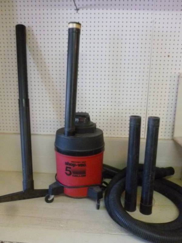 lot 236 image: Shop Vac