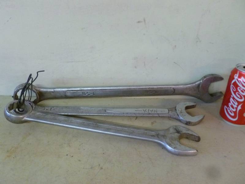 lot 242 image: Tools