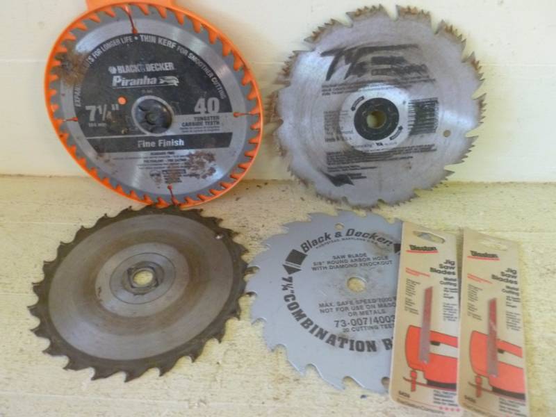 lot 317 image: Circular Saw Blades