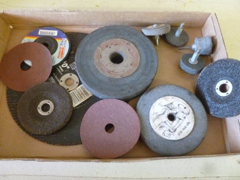lot 321 image: Grinding Wheels