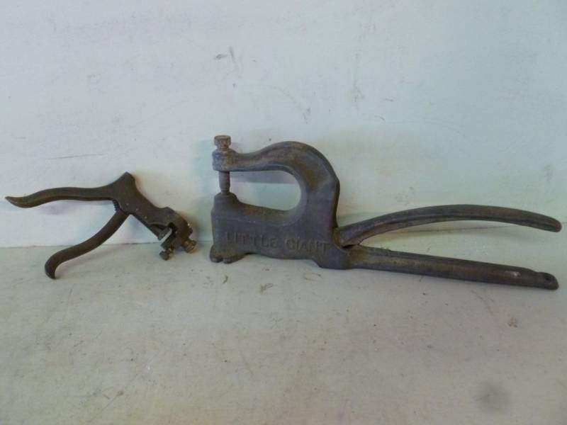 lot 329 image: Vintage Tools