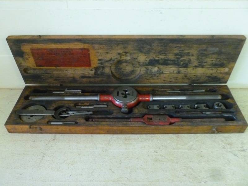 lot 346 image: Tap And Die Set