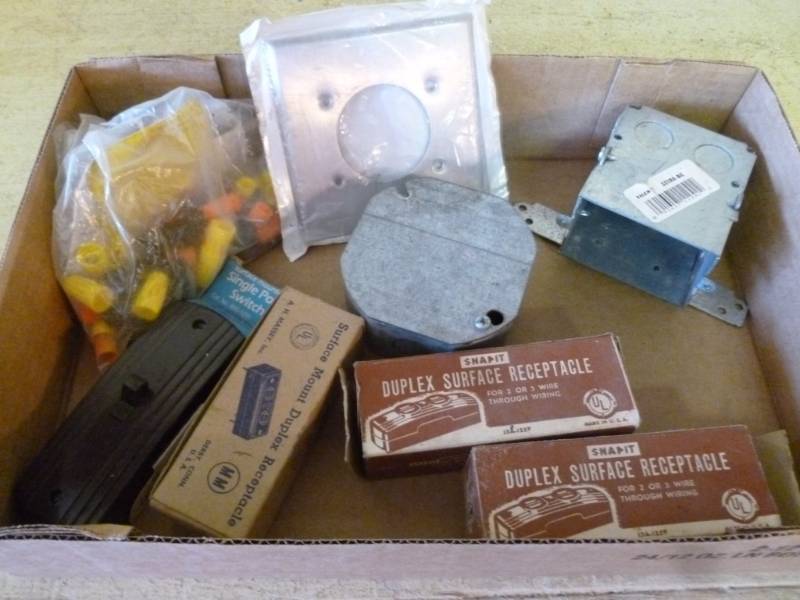 lot 350 image: Electrical Items