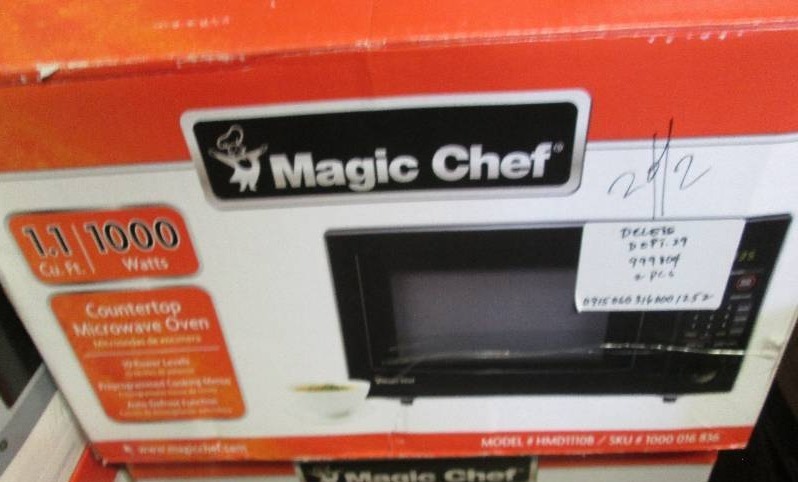 Magic Chef 1.1 cu. ft. Countertop M...