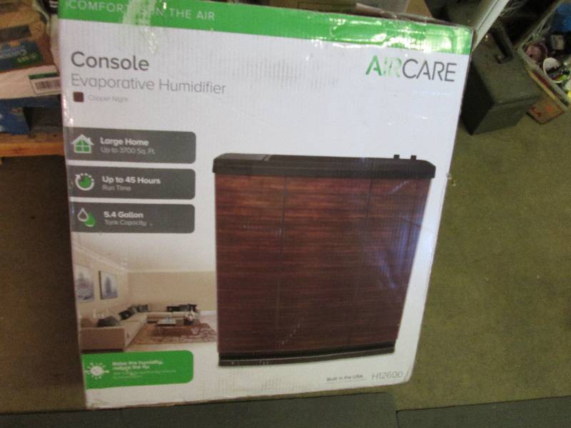 AirCare 5.4 gal. Evaporative Humidi...