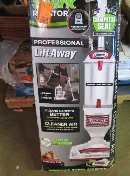Shark Rotator Professional Lift-Awa...