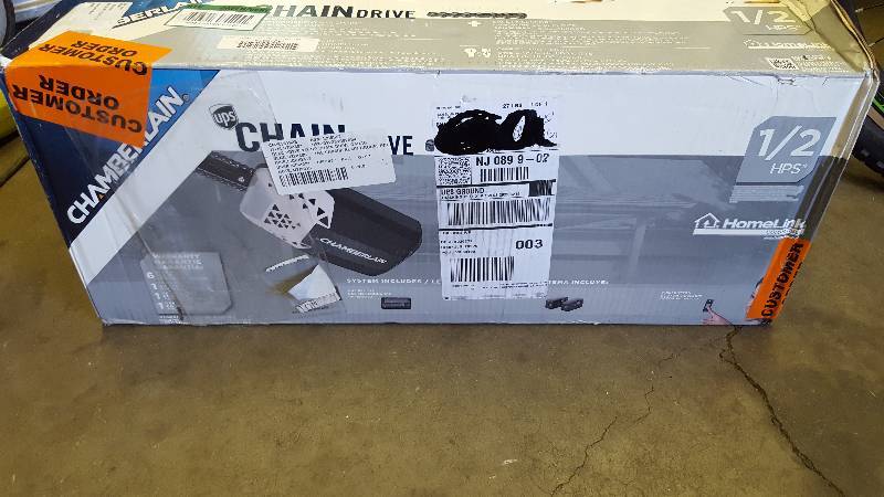 Chamberlain  12 HP Chain Drive Garage Door Opener Model # PD220 New