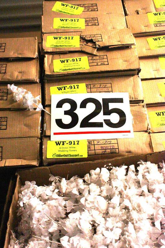 3840 White Floral Stems wPearls