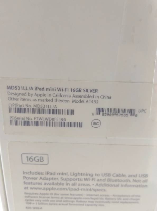 Apple iPad Mini MD531LLA Broken Screen