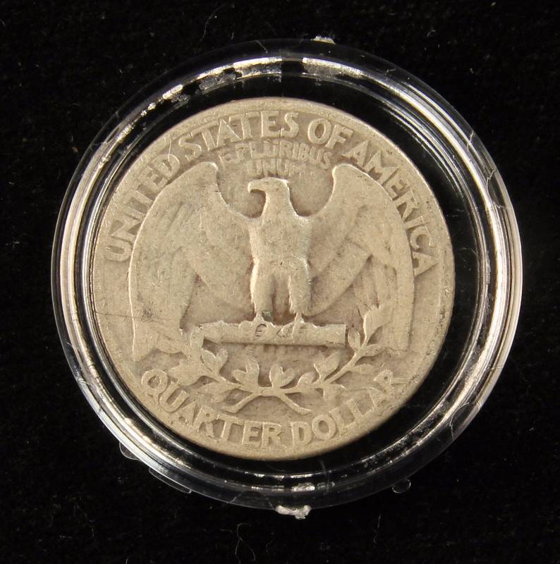 1932 WASHINGTON SILVER QUARTER IN AIRTITE HOLDER