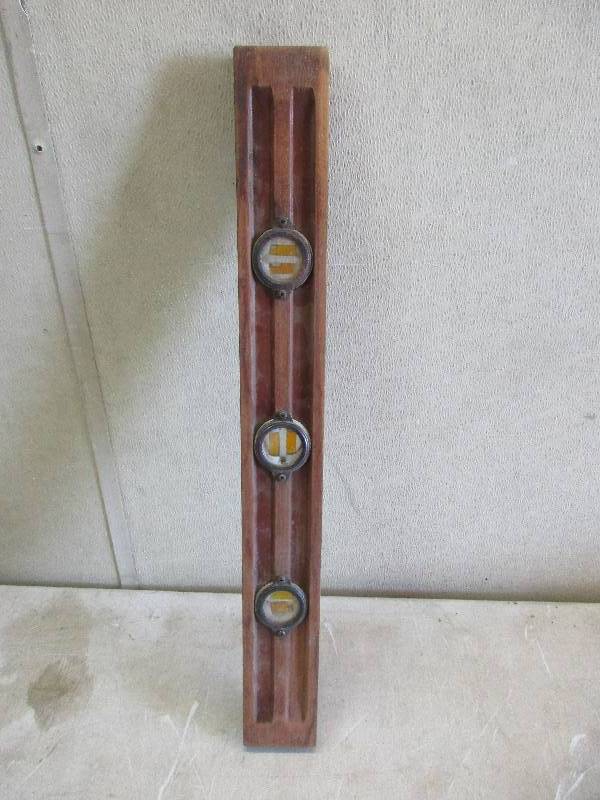 Antique Wood Level