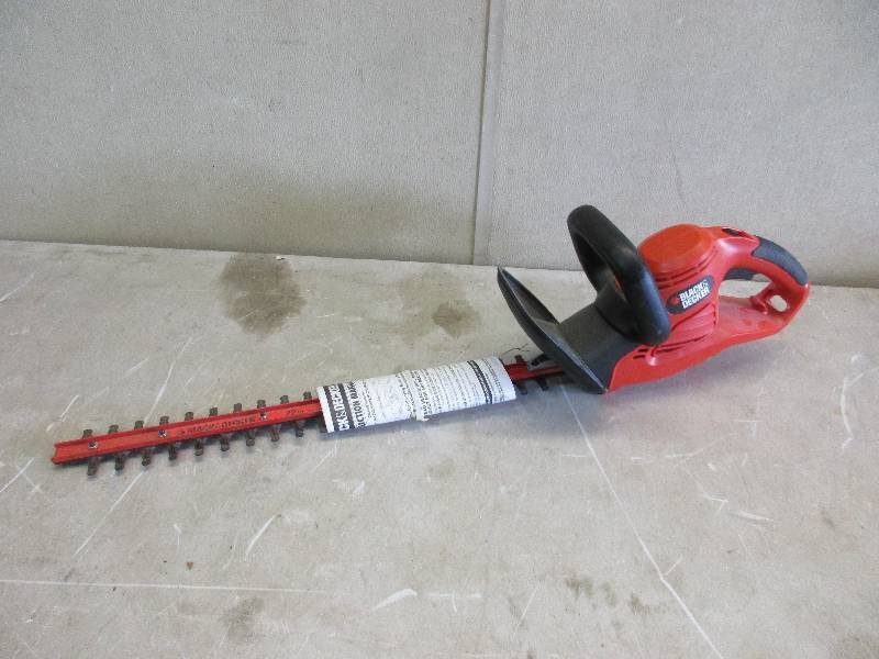 Black & Decker Hedge Trimmer