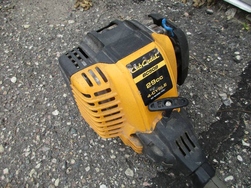 Cub Cadet Weed Whip