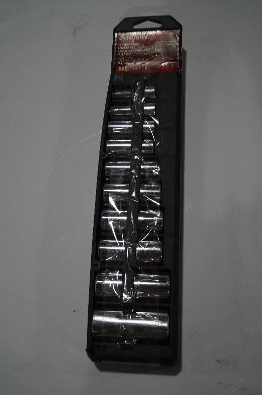 lot 8 image: Socket Set
