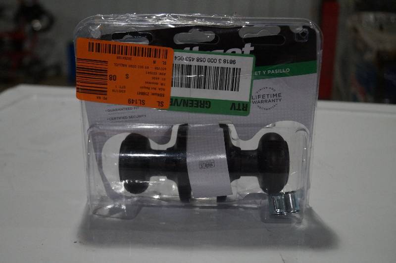 lot 24 image: Kwikset Door Set