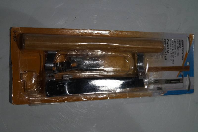 lot 26 image: Keyed Patio Door Handle