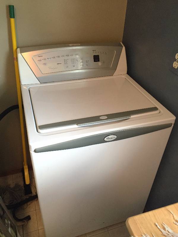 lot 24 image: Whirlpool Calypso Electric Washer Washing Machine - Works - See Details