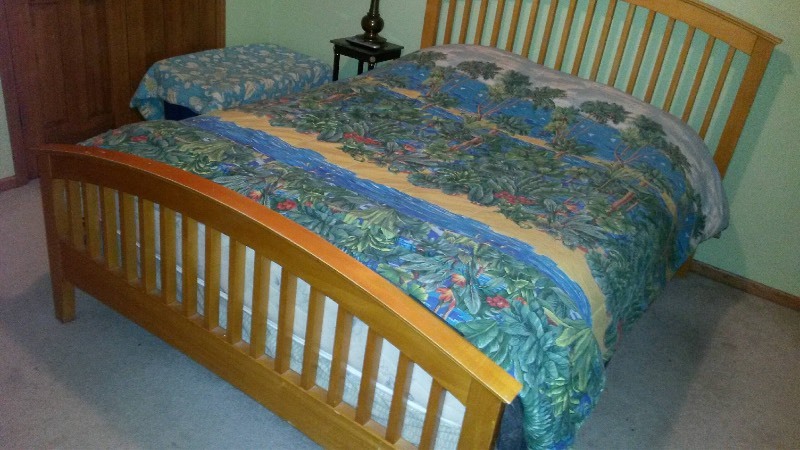 lot 12 image: Terrific Vaughan-Bassett Mission Transitional Shaker Style Oak Arched Slat Bed Headboard & Footboard Frame - Queen Size - Mattresses are free if you would like them.