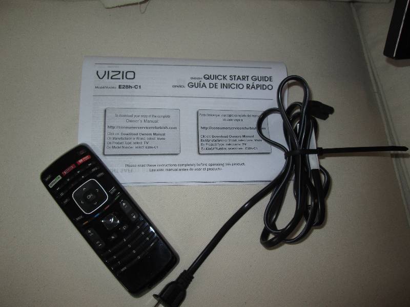 lot 514 image: VIZIO E28H-C1 28 Class 720p 60Hz Full-Array LED Smart TV