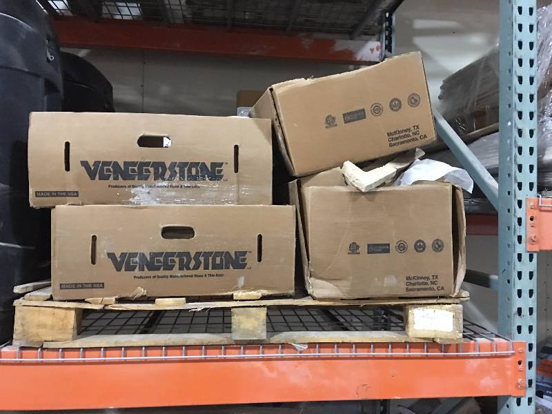 lot 7 image: Veneer Stone Lot - 3 Crates