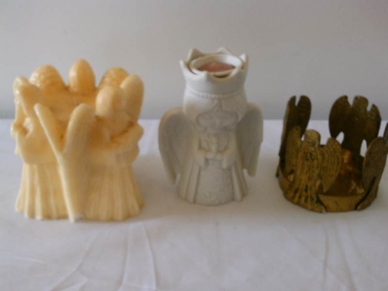 lot 3 image: Angel candles