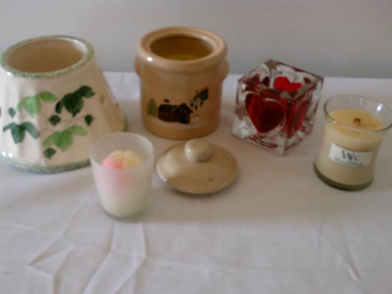 lot 4 image: Candle Lot (5)
