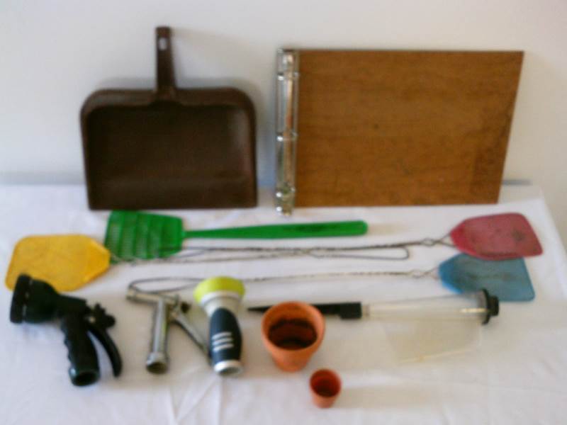 lot 31 image: Misc. Household items