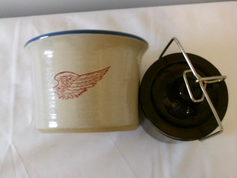 lot 42 image: Red Wing Crock, clamping cheese crock with lid and clamp.