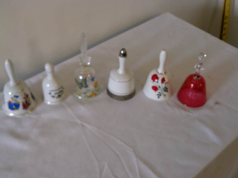 lot 56 image: Bell Collection (6)