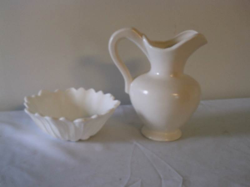 lot 67 image: Pitcher and bowl (white)