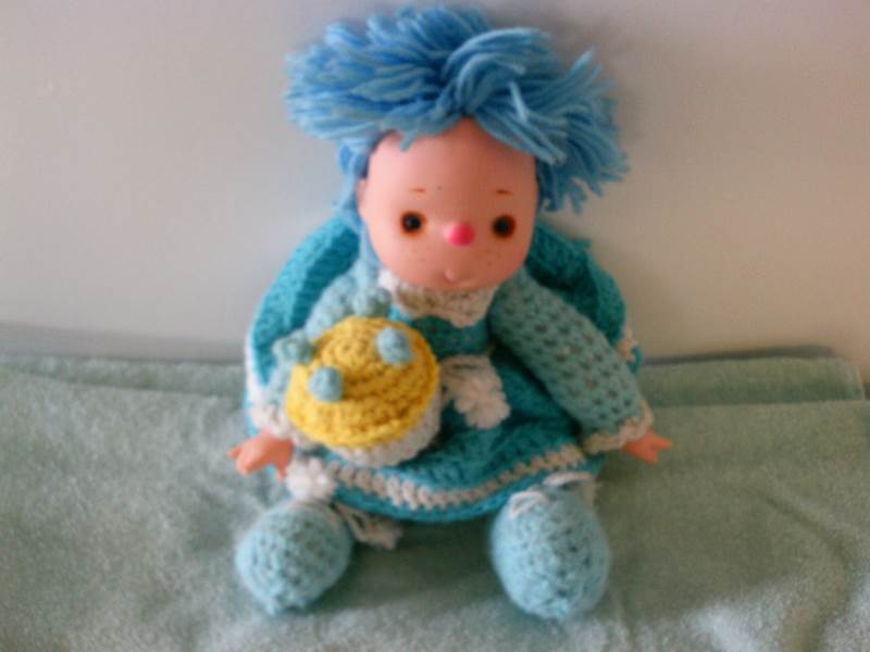 lot 85 image: Crocheted doll with blanket
