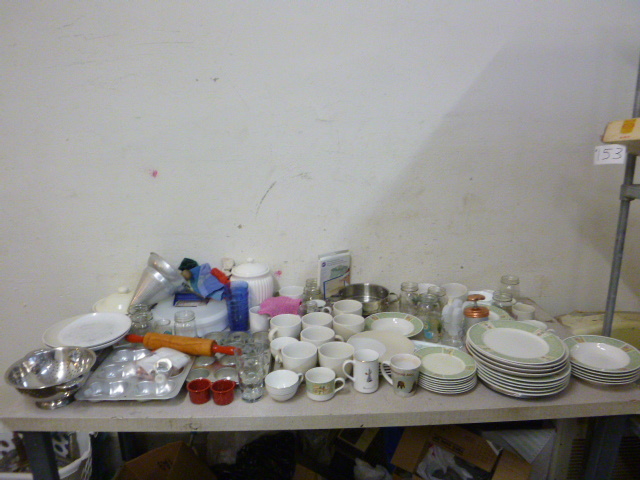lot 35 image: Miscellaneous Kitchen Items