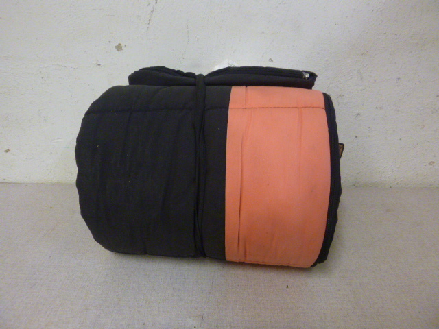 lot 69 image: Sleeping Bag
