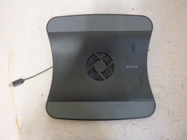 lot 76 image: Belkin Laptop Fan