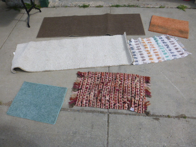 lot 114 image: Miscellaneous Rugs
