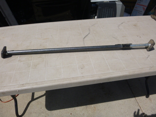 lot 149 image: Pick-Up Load Bar