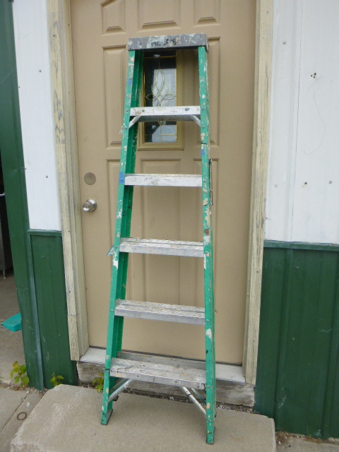 lot 173 image: Keller Fiberglass Ladder