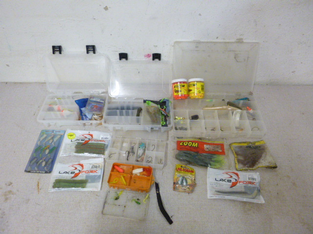 lot 202 image: Miscellaneous Fishing Items