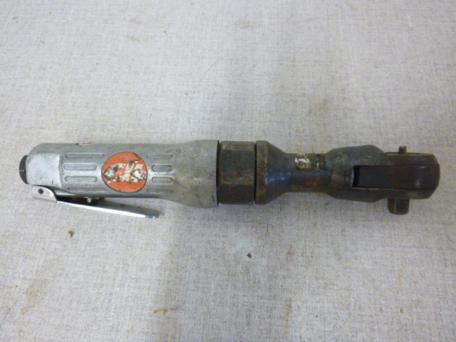 lot 230 image: CH Air Ratchet