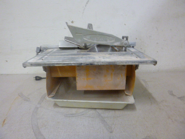 lot 237 image: Workforce Tile Cutter