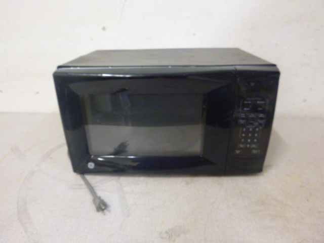 lot 256 image: GE Microwave
