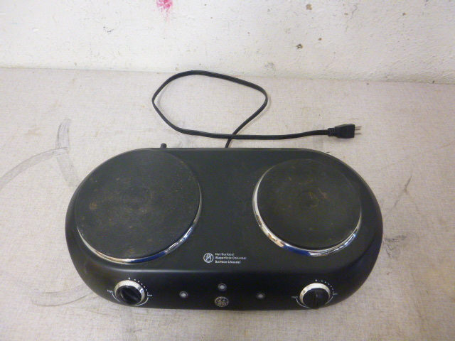 lot 263 image: GE Hot Plate