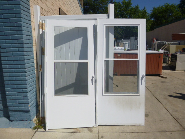 lot 266 image: 2 Storm Doors
