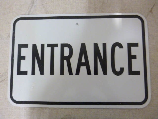 lot 279 image: Entrance Sign
