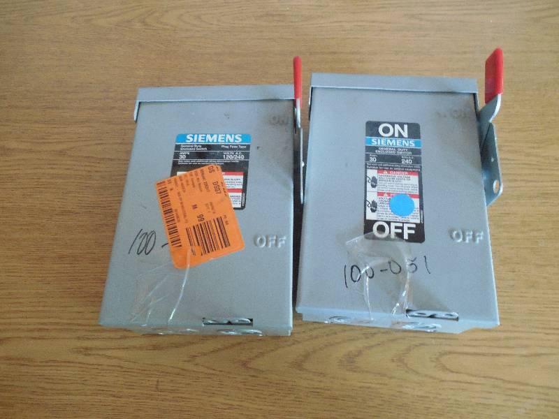 (2) SIEMENS ENLOSED SWICH BOX